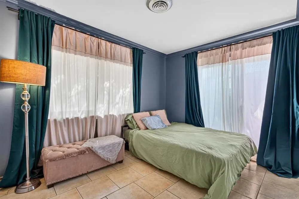 13422 Standish Dr Poway, CA 92064