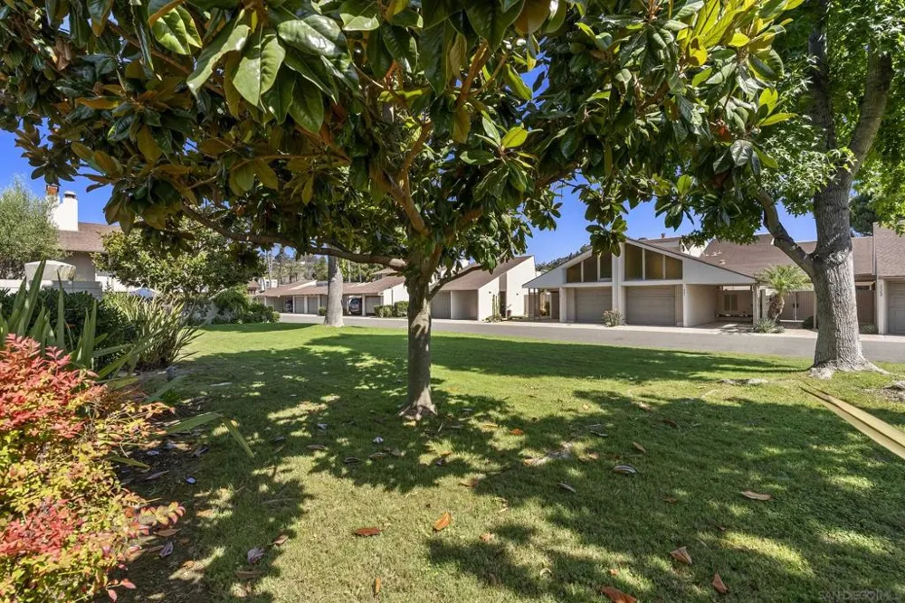 129 Cancha De Golf Rancho Santa Fe, CA 92091