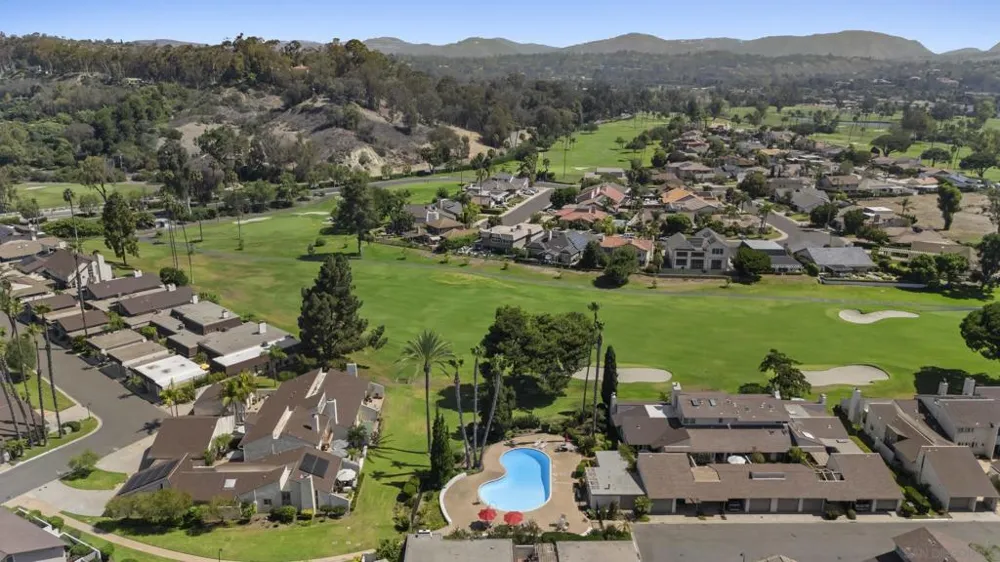 129 Cancha De Golf Rancho Santa Fe, CA 92091