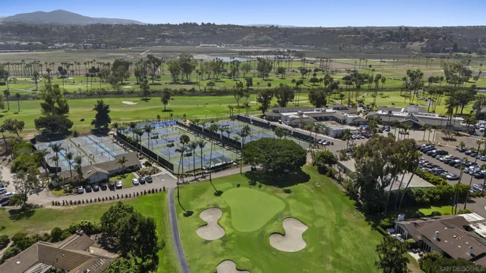129 Cancha De Golf Rancho Santa Fe, CA 92091