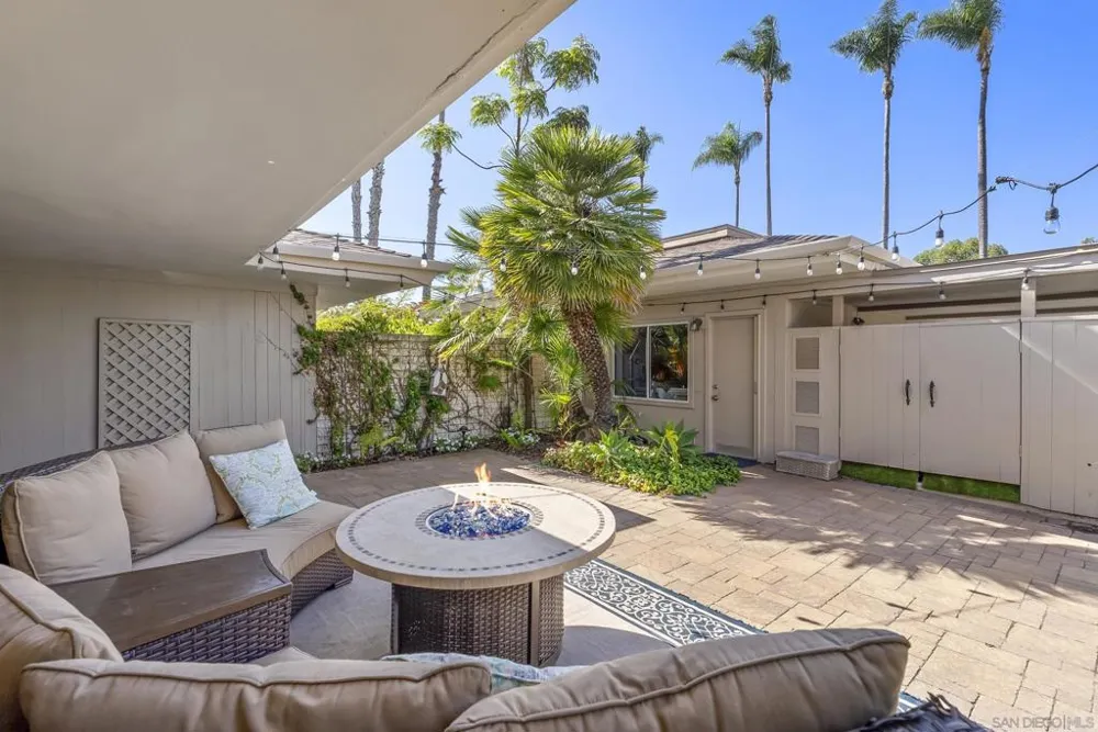 129 Cancha De Golf Rancho Santa Fe, CA 92091