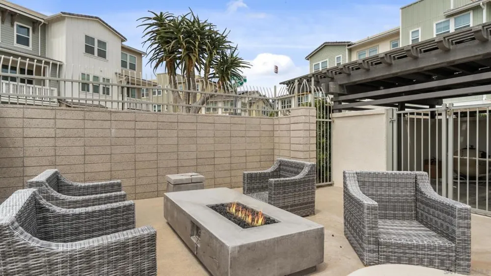 1103 Plumeria Way Oceanside, CA 92054