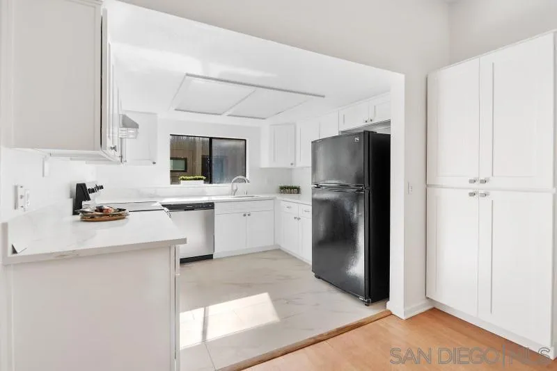 5170 Clairemont Mesa Blvd #9 San Diego, CA 92117