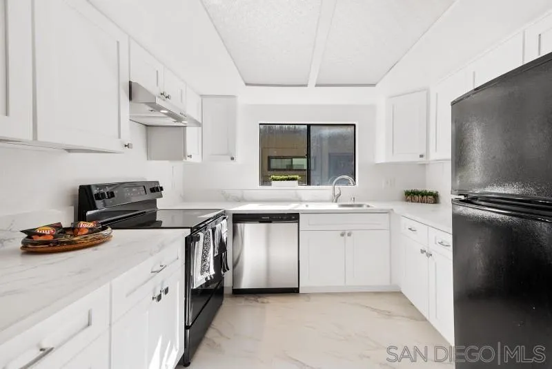 5170 Clairemont Mesa Blvd #9 San Diego, CA 92117