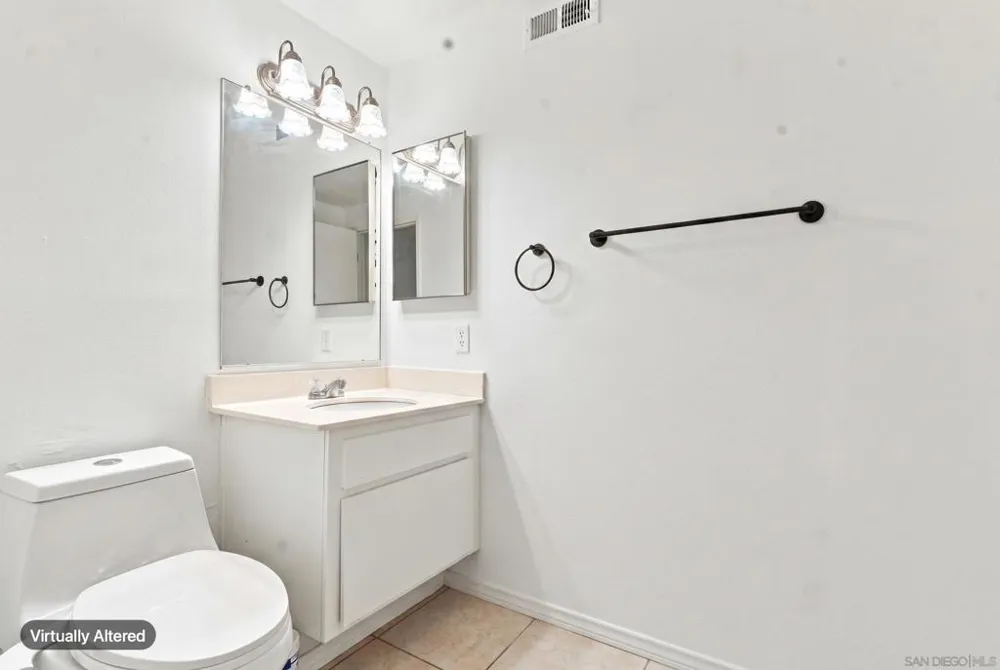 723 Paradise Cove Way Oceanside, CA 92058