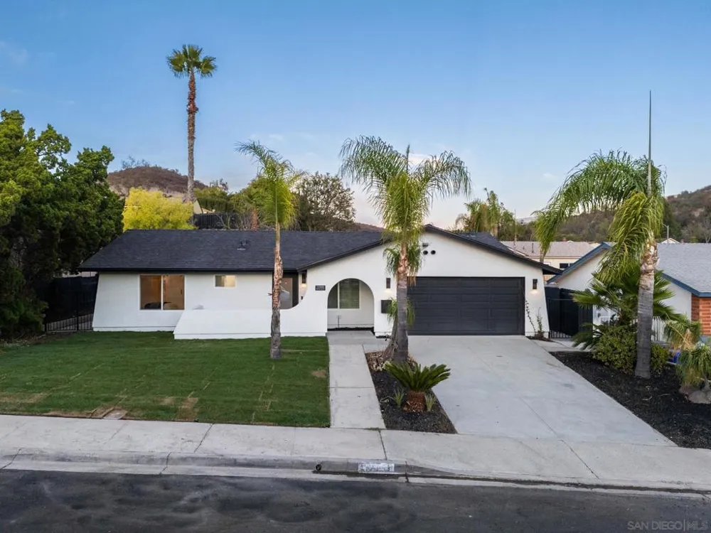 12505 Mustang Dr Poway, CA 92064