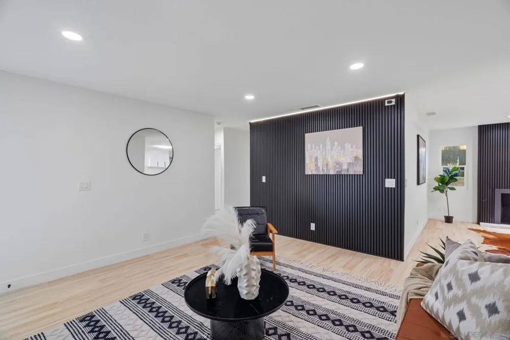12505 Mustang Dr Poway, CA 92064
