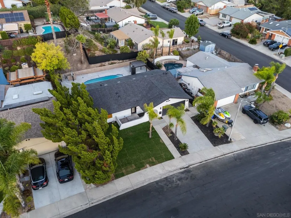12505 Mustang Dr Poway, CA 92064