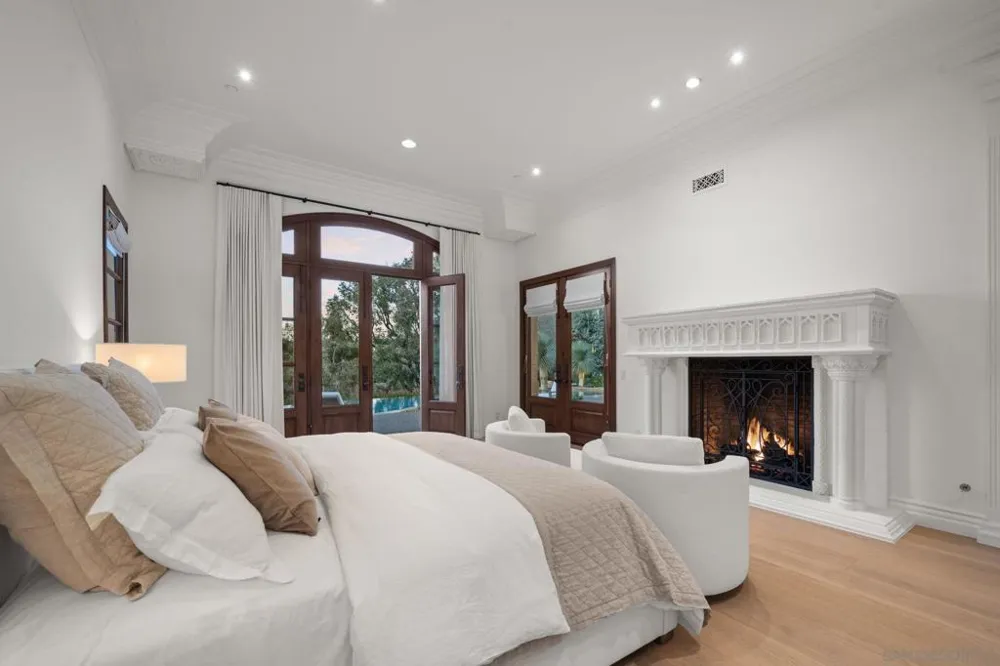 18446 Calle La Serra Rancho Santa Fe, CA 92091