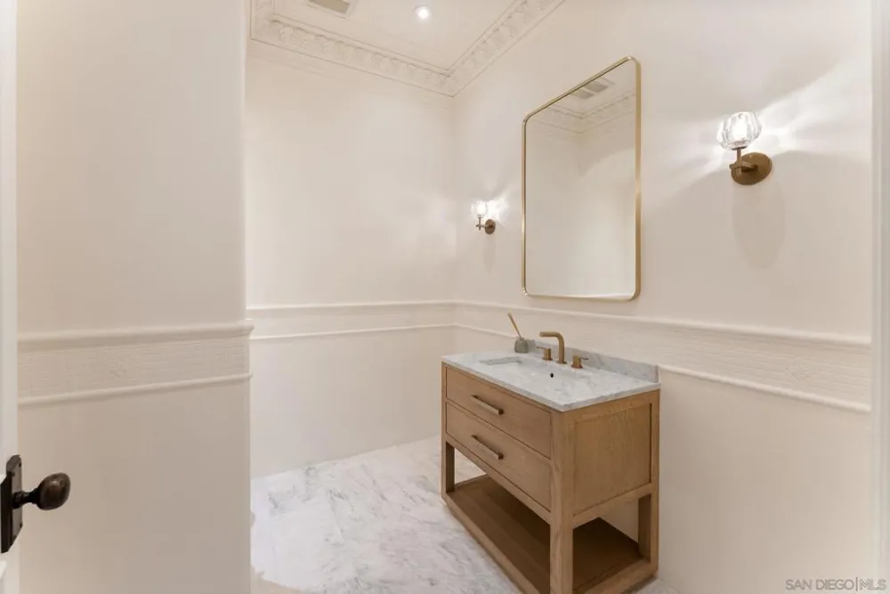 18446 Calle La Serra Rancho Santa Fe, CA 92091