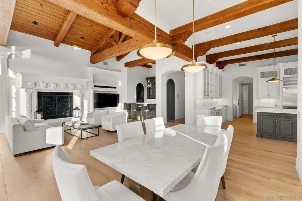 18446 Calle La Serra Rancho Santa Fe, CA 92091