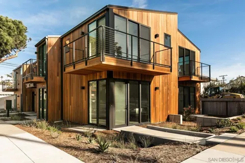 221 W G Street