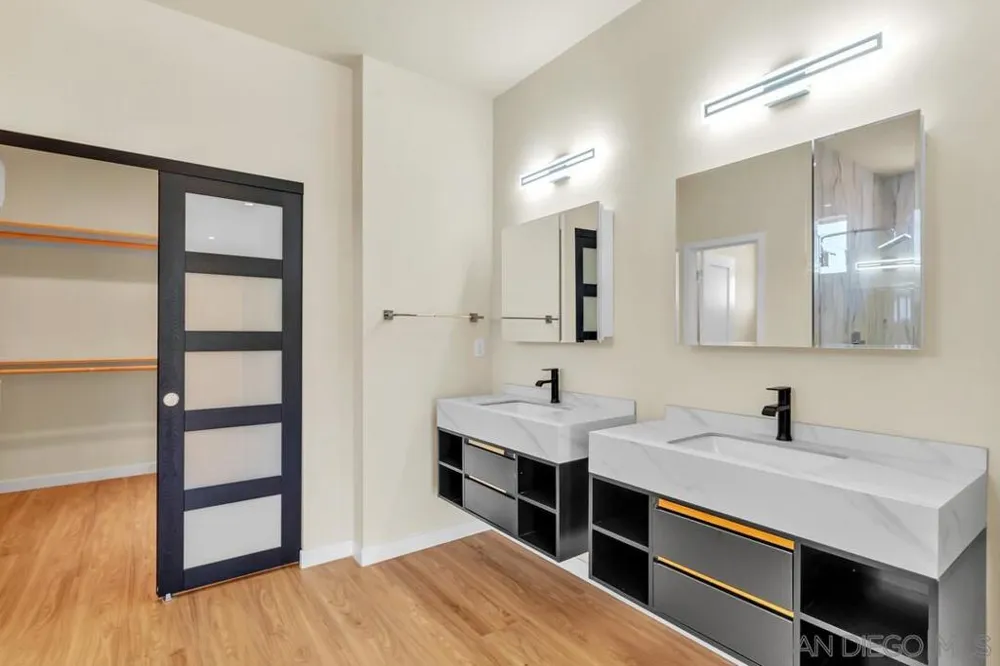 1302 La Presa Spring Valley, CA 91977