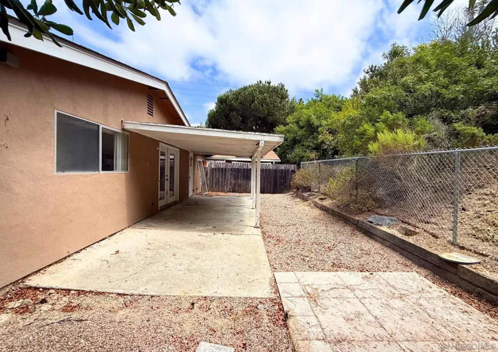 3671 Campus Dr Oceanside, CA 92056