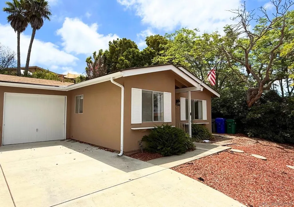 3671 Campus Dr Oceanside, CA 92056