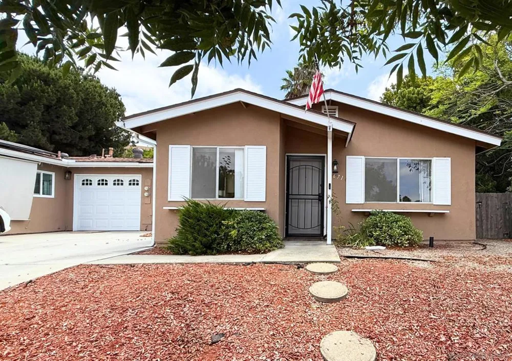 3671 Campus Dr Oceanside, CA 92056