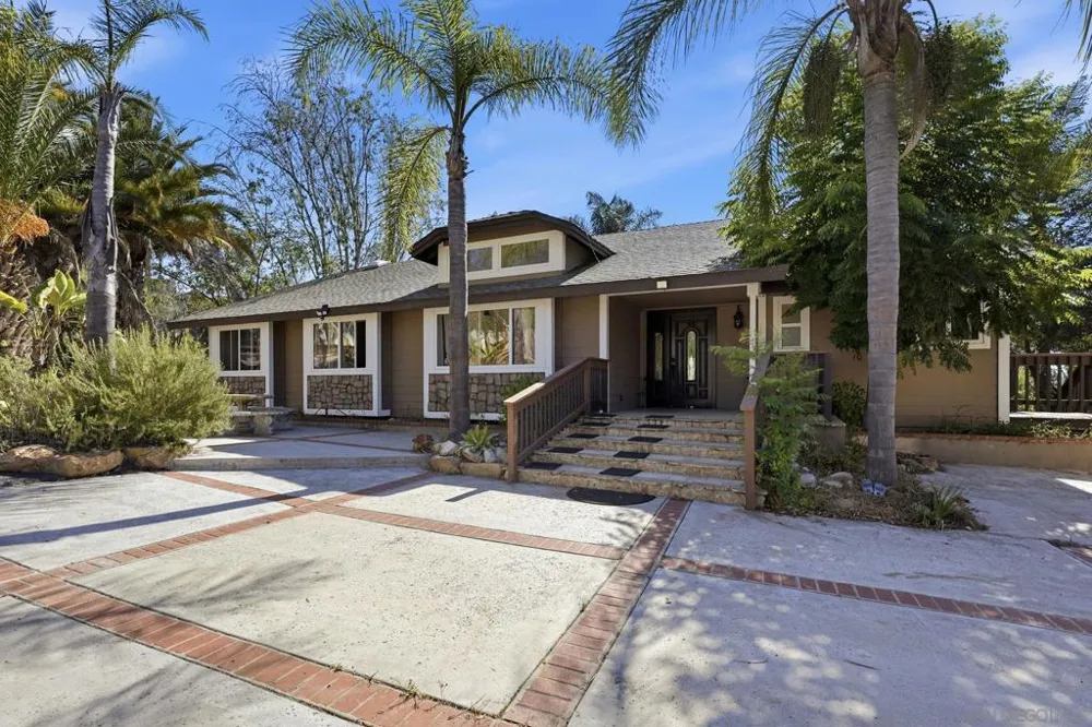 30015 Ridge Creek Valley Center, CA 92082