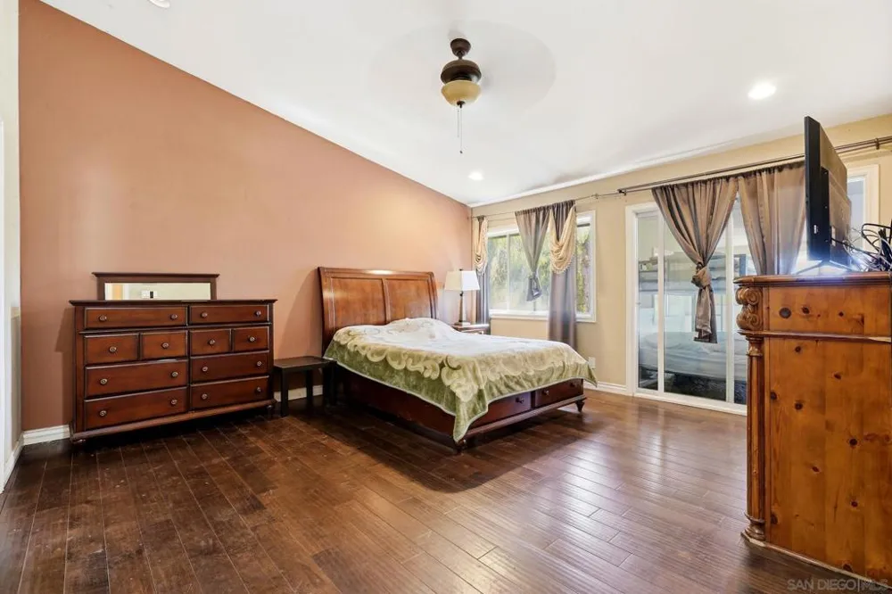 30015 Ridge Creek Valley Center, CA 92082
