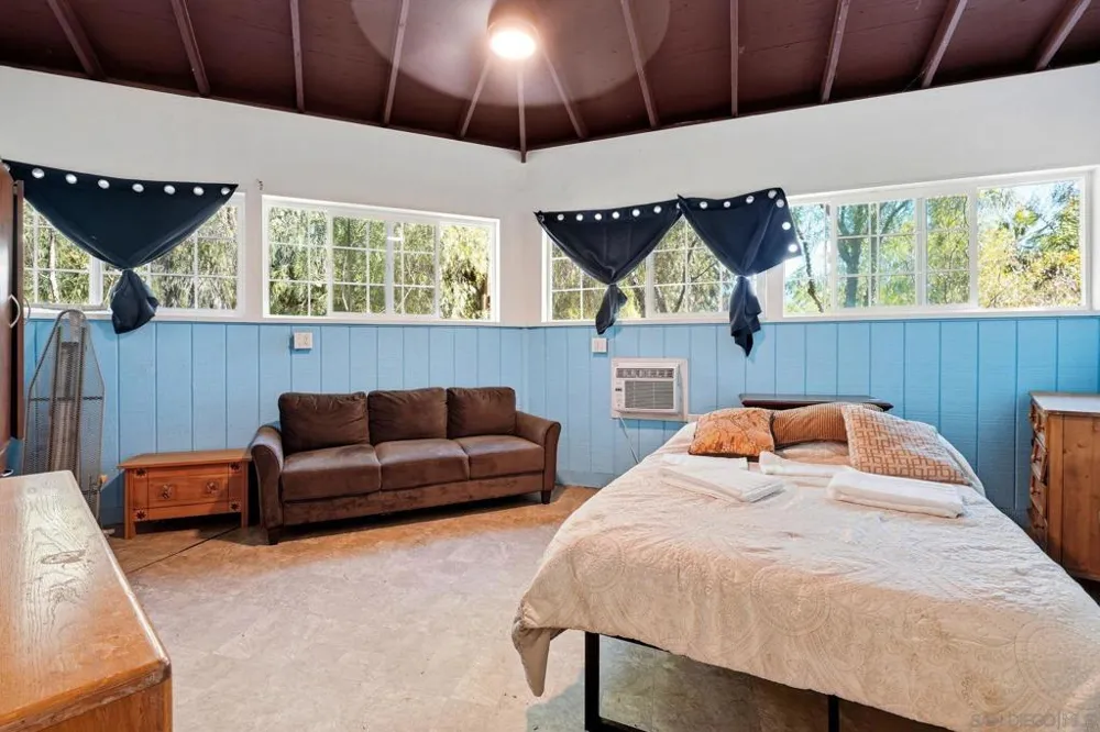 30015 Ridge Creek Valley Center, CA 92082