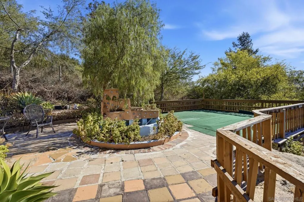 30015 Ridge Creek Valley Center, CA 92082