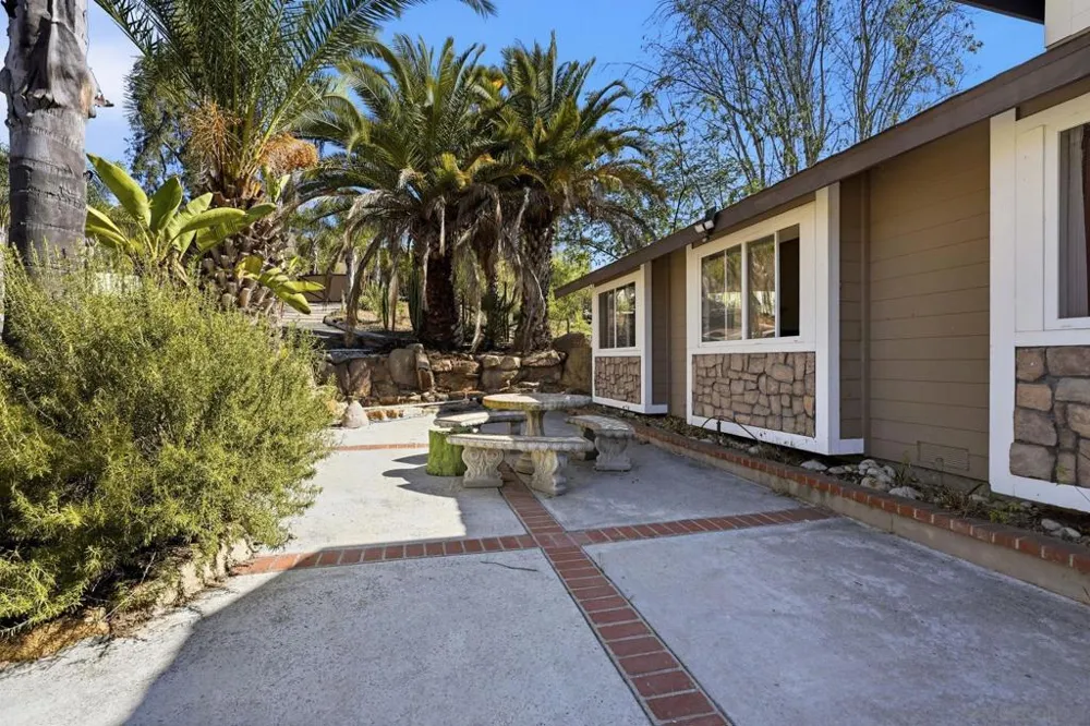 30015 Ridge Creek Valley Center, CA 92082