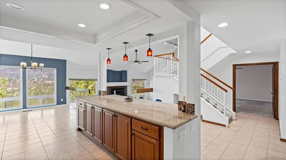 15615 Vista Vicente #5 Ramona, CA 92065