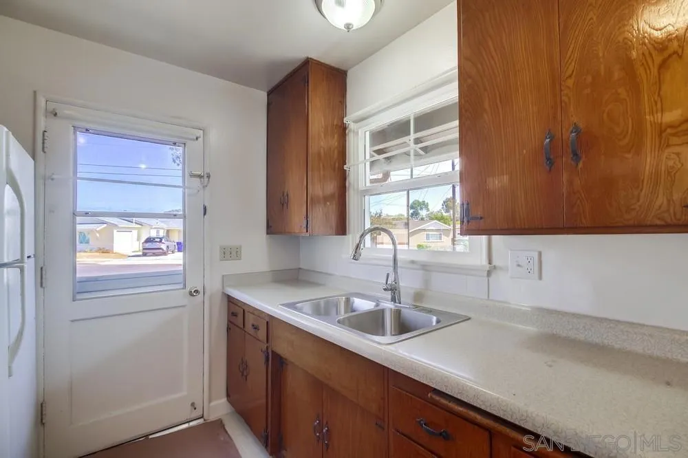 2862 Mimika Pl San Diego, CA 92111