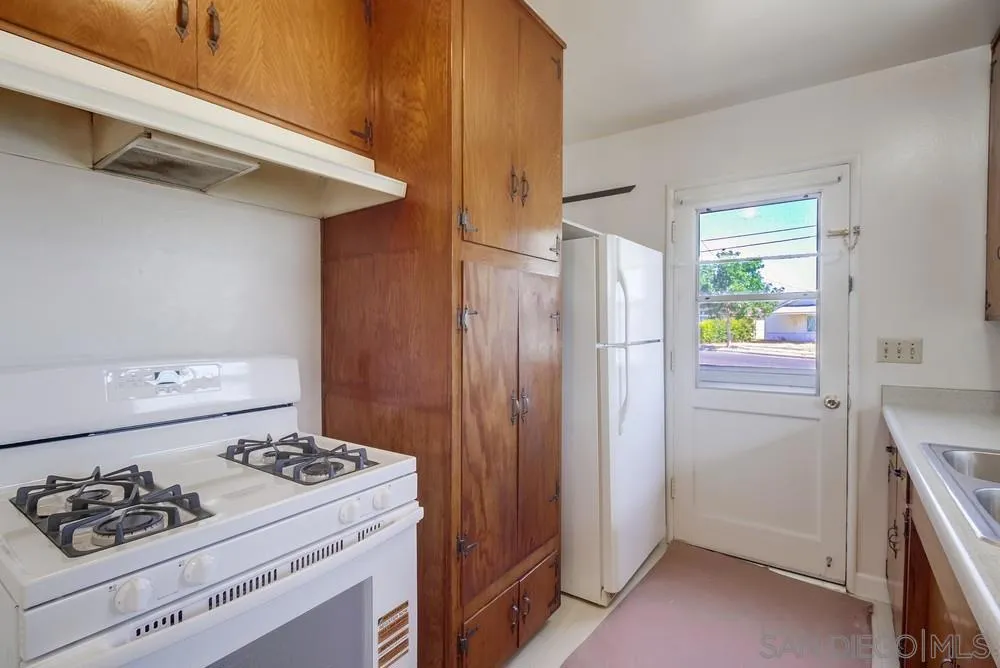 2862 Mimika Pl San Diego, CA 92111