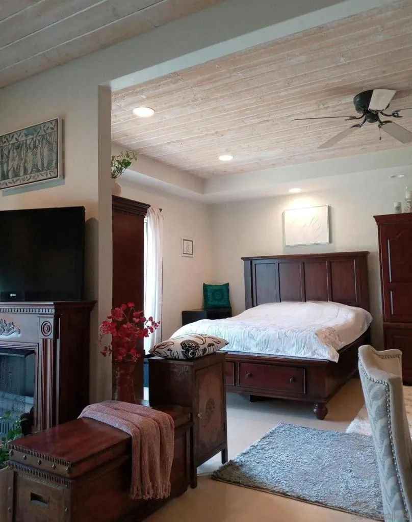 2003 Costa Del Mar Rd #692 Carlsbad, CA 92009
