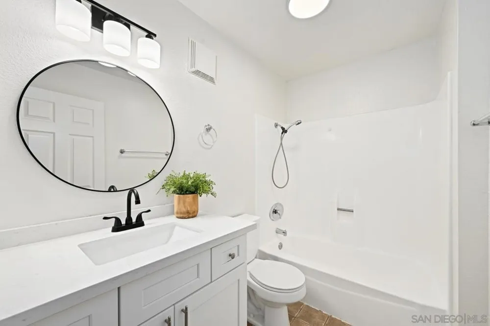 432 Edgehill Ln. #145 Oceanside, CA 92054
