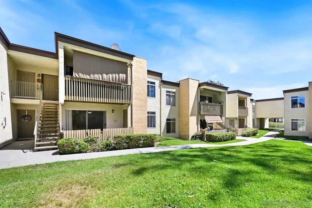 432 Edgehill Ln. #145 Oceanside, CA 92054