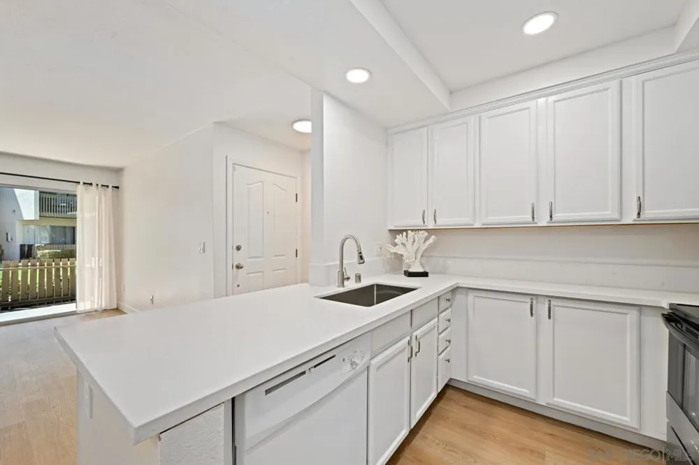 432 Edgehill Ln. #145 Oceanside, CA 92054