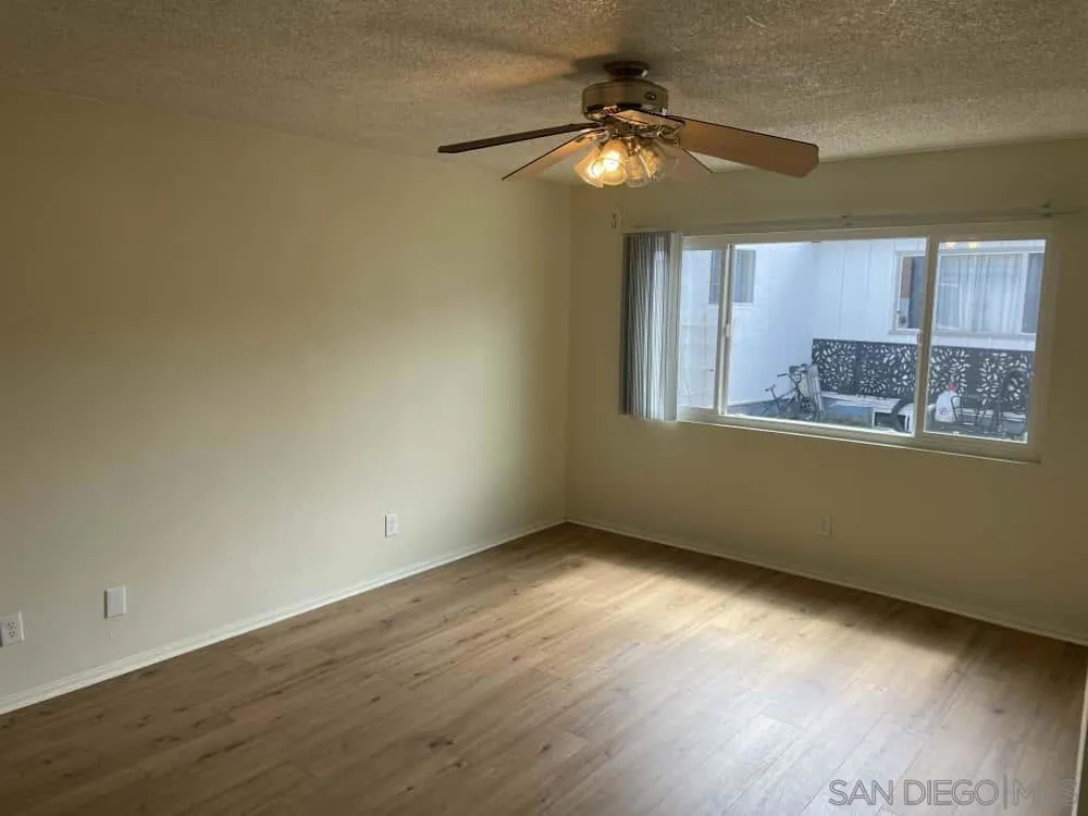 740 W California Ave. Vista, CA 92083