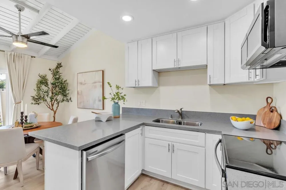 7000 Saranac St. ##44 La Mesa, CA 91942