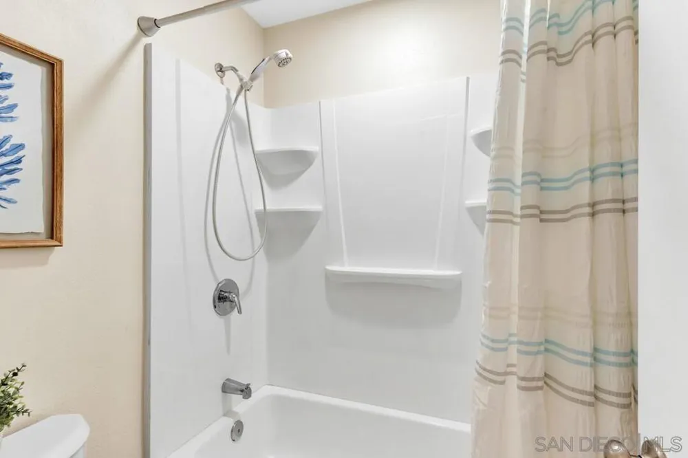 7000 Saranac St. ##44 La Mesa, CA 91942