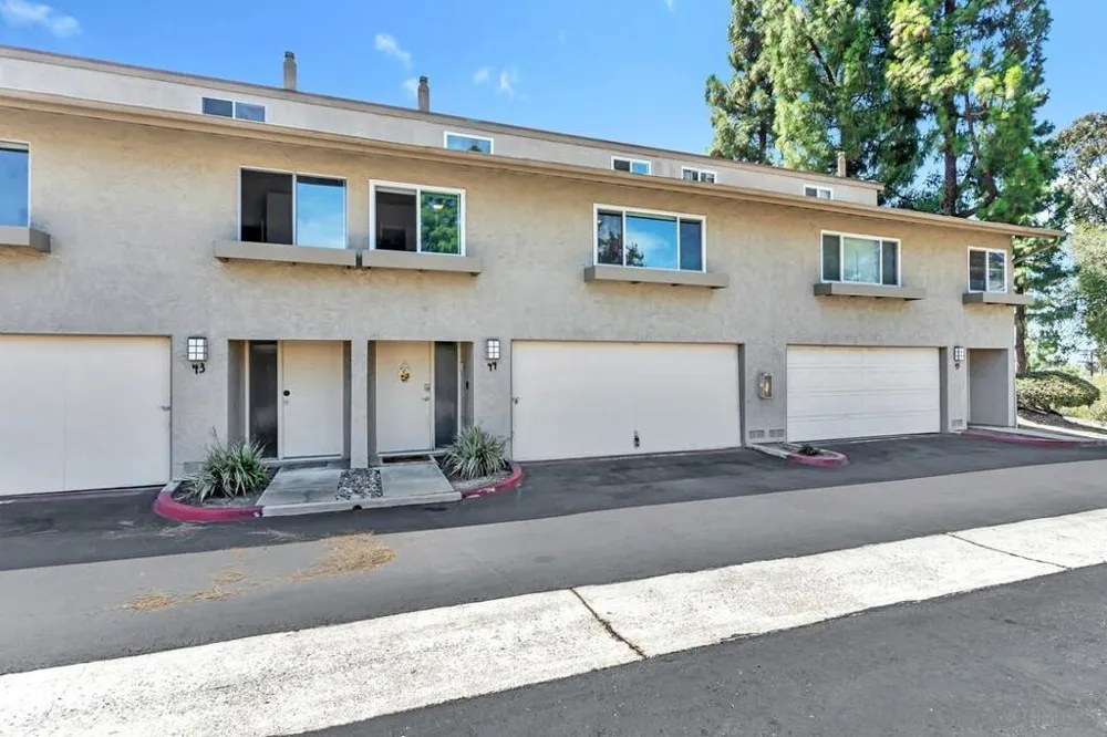 7000 Saranac St. ##44 La Mesa, CA 91942