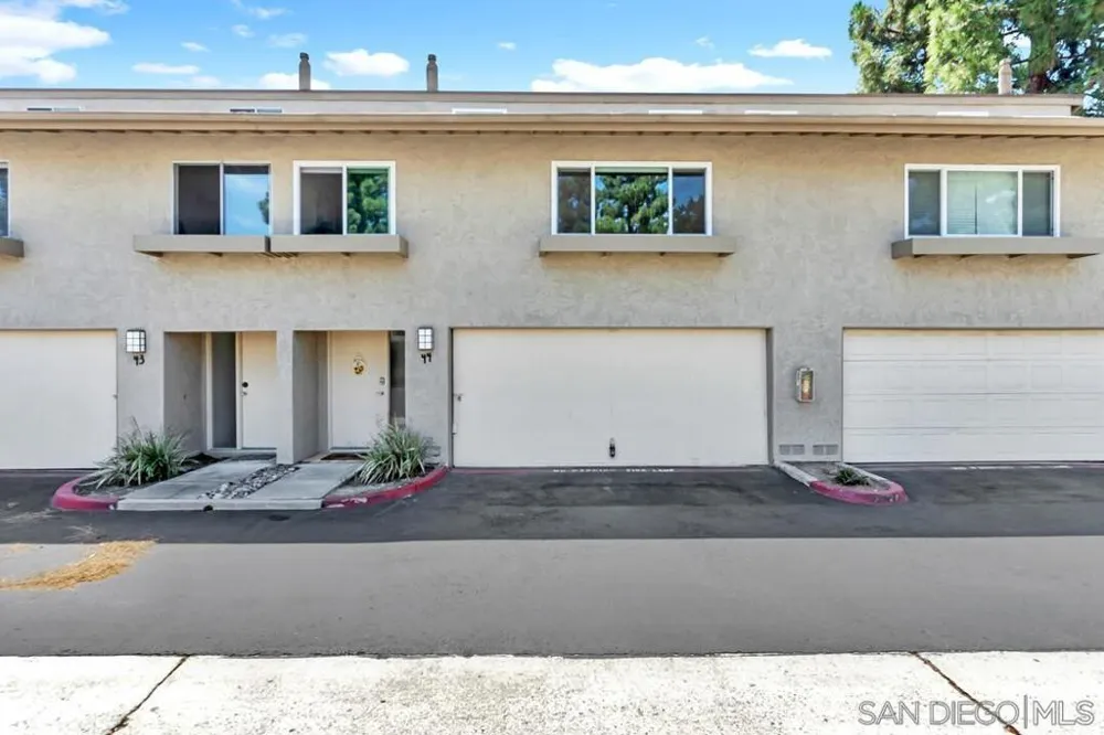 7000 Saranac St. ##44 La Mesa, CA 91942