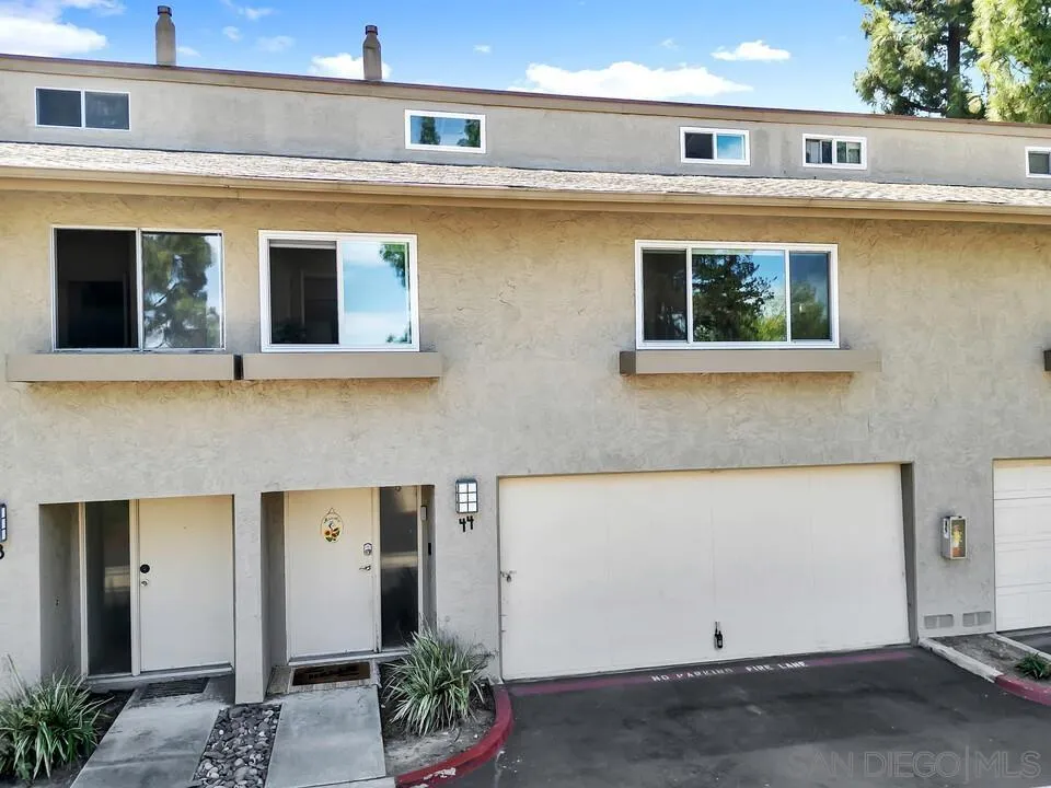 7000 Saranac St. ##44 La Mesa, CA 91942