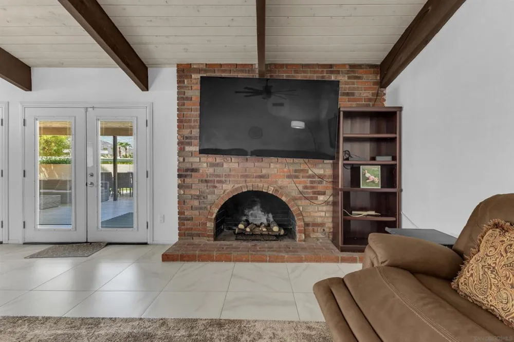 1338 E Via Estrella Palm Springs, CA 92264