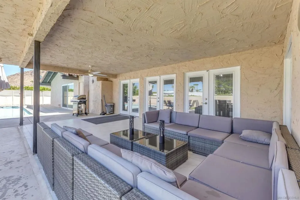 1338 E Via Estrella Palm Springs, CA 92264