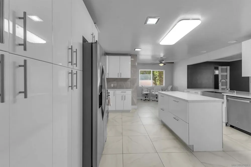 1338 E Via Estrella Palm Springs, CA 92264