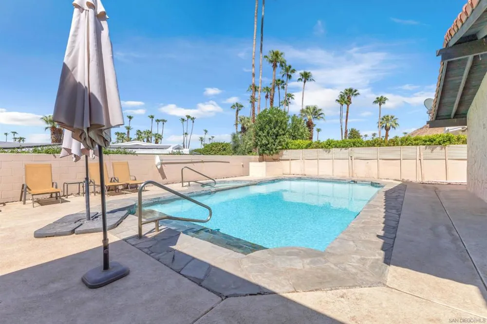 1338 E Via Estrella Palm Springs, CA 92264