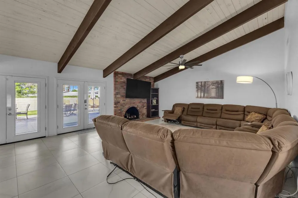 1338 E Via Estrella Palm Springs, CA 92264