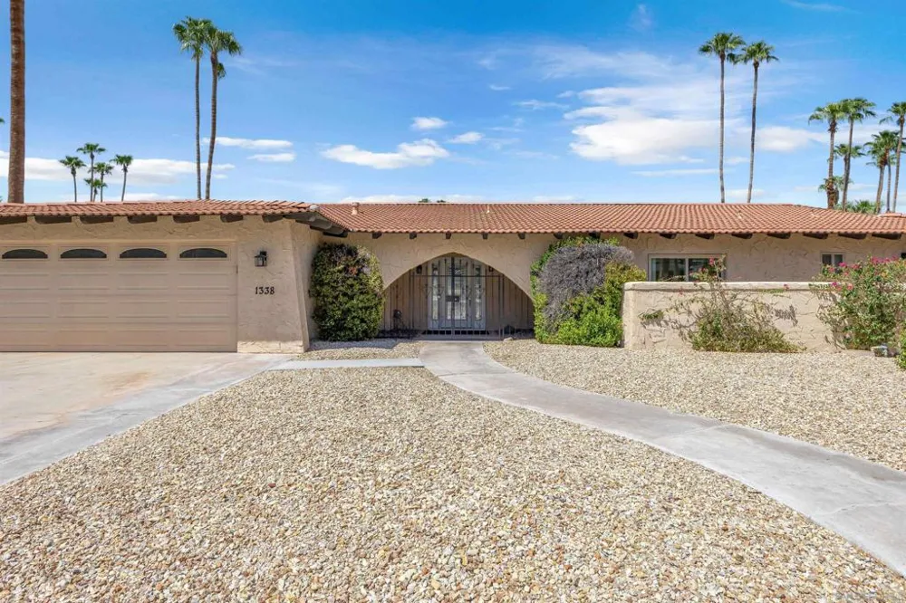 1338 E Via Estrella Palm Springs, CA 92264
