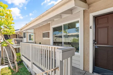 4412 Arizona St #6