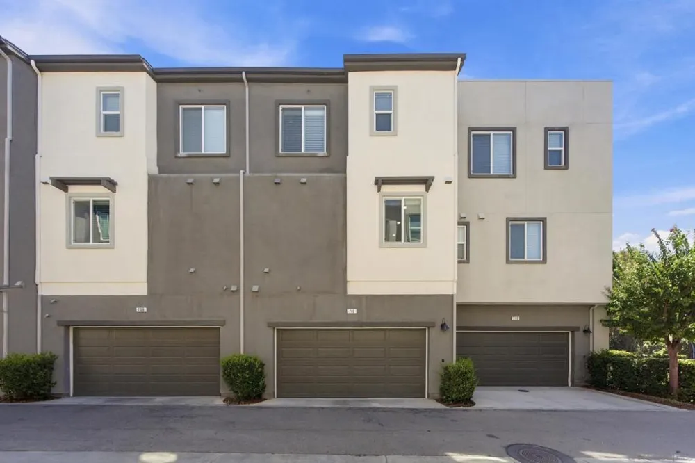 2601 Cranston #710 Escondido, CA 92025