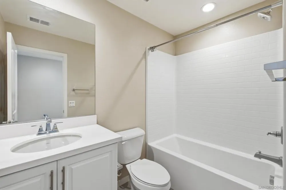 2601 Cranston #710 Escondido, CA 92025
