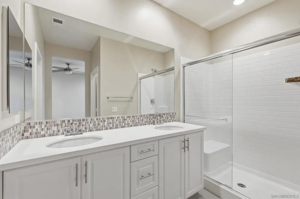 2601 Cranston #710 Escondido, CA 92025