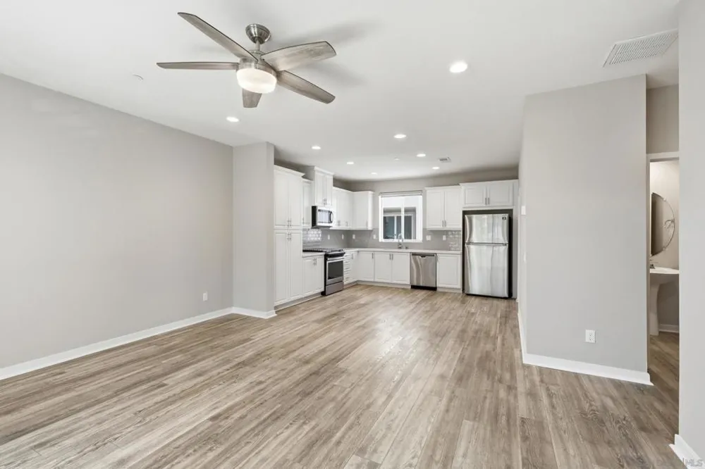 2601 Cranston #710 Escondido, CA 92025