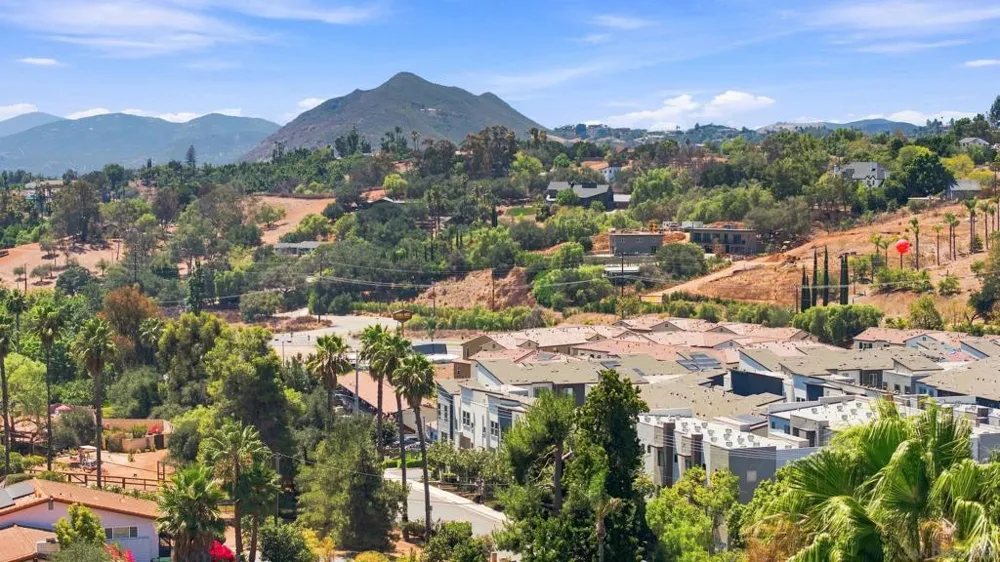 2601 Cranston #710 Escondido, CA 92025